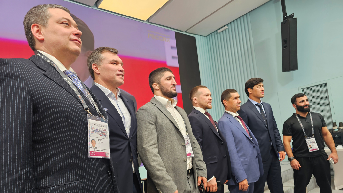 Президент дал старт Году единства народов России